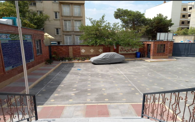 خانه نزدیک مدرسه و مسجد